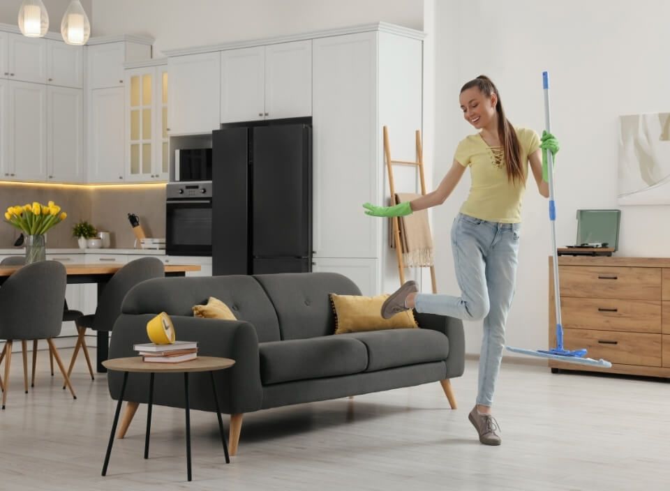 small-apartment-big-mess-how-to-stay-on-top-of-cleaning-in-tight-spaces